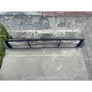 Решётка в бампер передний центральная нижняя Seat Cordoba I рестайлинг Polcar