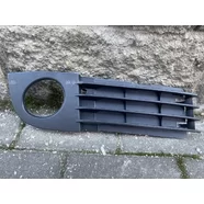 Решётка бампер передний правая Audi A6 C5 рестайлинг (закрытая)