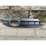 Решётка в бампер передний правая Audi A6 C6 дорестайлинг (бензин) Polcar