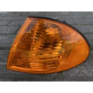 Указатель поворота передний левый BMW 3 E46 седан/унивесрал дорестайлинг (жёлтый)