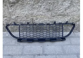 Решётка в бампер передний центральная нижняя BMW 3 F30/F31 (M-пакет)