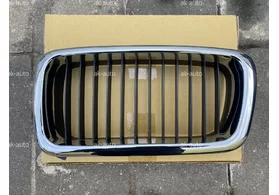 Решётка радиатора (левая часть) BMW 7 E38 дорестайлинг