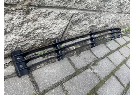 Решётка в бампер передний центральная BMW 7 E38 