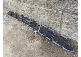 Решётка в бампер передний центральная нижняя BMW X5 E53 рестайлинг