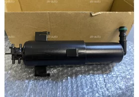 Форсунка омывателя фары левой BMW X5 E70 (Loro)