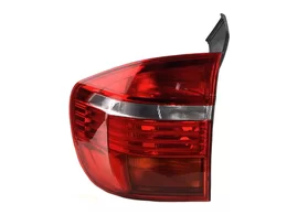 Фонарь задний внешний левый BMW X5 E70 дорестайлинг (LED)