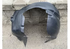 Подкрылок передний правый Chrysler Voyager III