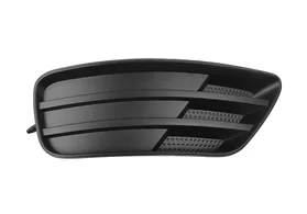 Заглушка (решётка) в бампер передний правая Ford Focus II дорестайлинг (USA)