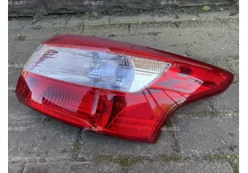 Фонарь задний правый Ford Focus III дорестайлинг (седан) 