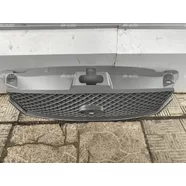 Решётка радиатора Ford Mondeo III дорестайлинг 