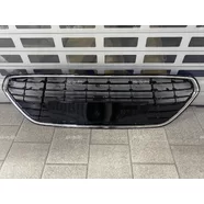 Решётка в бампер центральная нижняя Ford Mondeo IV рестайлинг (глянцевая с хромом)