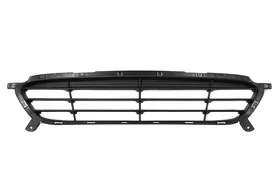 Решётка в бампер передний центральная нижняя Hyundai Accent RB дорестайлинг