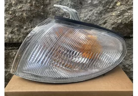 Указатель поворота передний левый Hyundai Accent X3 дорестайлинг (4/5 дв.)