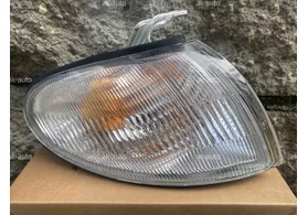 Указатель поворота передний правый Hyundai Accent X3 дорестайлинг (4/5 дв.)