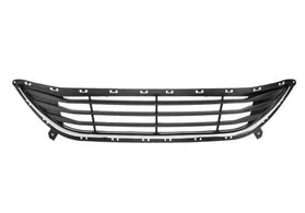 Решётка в бампер передний нижняя центральная Hyundai Elantra MD дорестайлинг