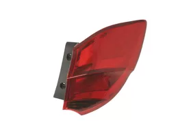 Фонарь задний внешний правый Kia Ceed II дорестайлинг (хэтчбек 5 дв.)