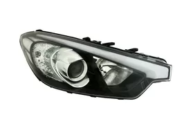 Фара передняя правая Kia Cerato III дорестайлинг