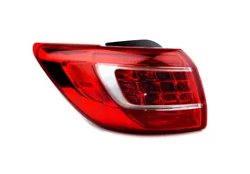 Фонарь задний внешний левый Kia Sportage III дорестайлинг 