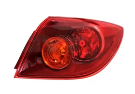 Фонарь задний правый наружный Mazda 3 BK дорестайлинг (5 дв. хэтчбек)