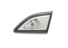 Фонарь задний правый внутренний Mazda 3 BL (седан)