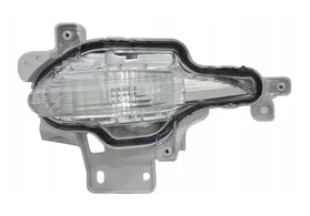 Указатель поворота в бампер передний правый Mazda 3 BM рестайлинг