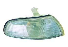 Указатель поворота передний правый Mazda 626 GE