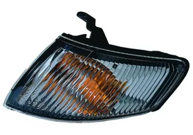 Указатель поворота передний левый Mazda 626 GF дорестайлинг