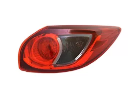 Фонарь задний внешний правый Mazda CX5 I дорестайлинг