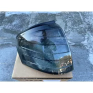 Указатель поворота передний правый Mercedes C W202 (тонированный)