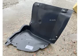 Подкрылок передний левый (передняя часть) Mercedes C W203 TYG