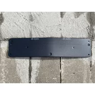 Планка номерного знака в бампер передний Mercedes E W211 рестайлинг