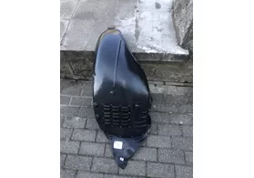 Подкрылок передний правый (передняя часть) Mercedes S W221