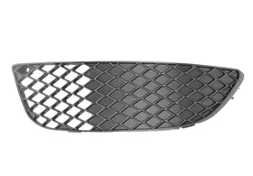 Решётка (заглушка) в бампер передний правая Mitsubishi Lancer X 