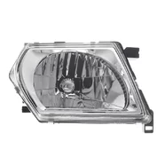 Фара передняя правая Nissan Patrol Y61 дорестайлинг (прозрачное стело)