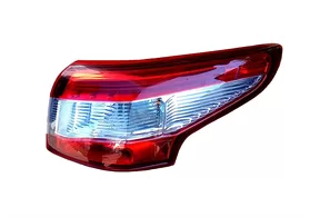 Фонарь задний правый внешний Nissan Qashqai II дорестайлинг