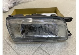 Фара передняя правая Nissan Sunny N14