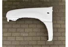 Крыло переднее левое пластиковое Nissan Terrano R20 