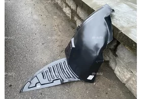 Подкрылок передний правый (передняя часть) Peugeot 407
