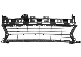 Решётка в бампер передний Renault Logan II (российская версия)