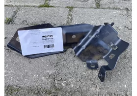 Кронштейн крепления крыла переднего правого Renault Clio IV