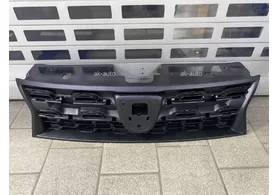 Решётка радиатора Dacia Duster I рестайлинг