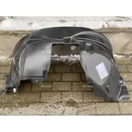 Подкрылок передний правый Renault Duster I 