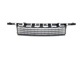 Решётка в бампер передний центральная нижняя Renault Fluence дорестайлинг