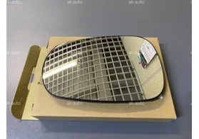 Стекло зеркала бокового наружного левого Renault Megane I (с подогревом)
