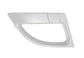 Заглушка в бампер передний правая Renault Scenic III дорестайлинг