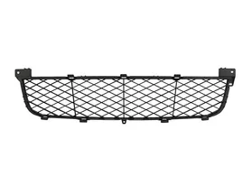 Решётка в бампер передний центральная нижняя Suzuki Grand Vitara JT дорестайлинг