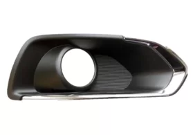 Решётка в бампер передний правая Suzuki SX4 II дорестайлинг