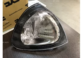 Фонарь указатель поворота передний правый Toyota Avensis T22 дорестайлинг