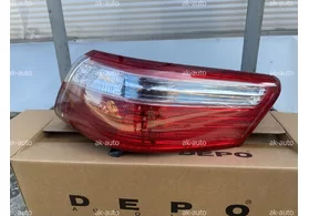 Фонарь задний правый наружный Camry XV40 дорестайлинг