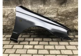 Крыло переднее правое Toyota Carina E (с повторителем)